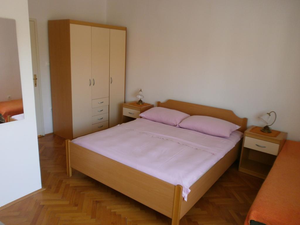 Apartments Juraga مورتير الغرفة الصورة
